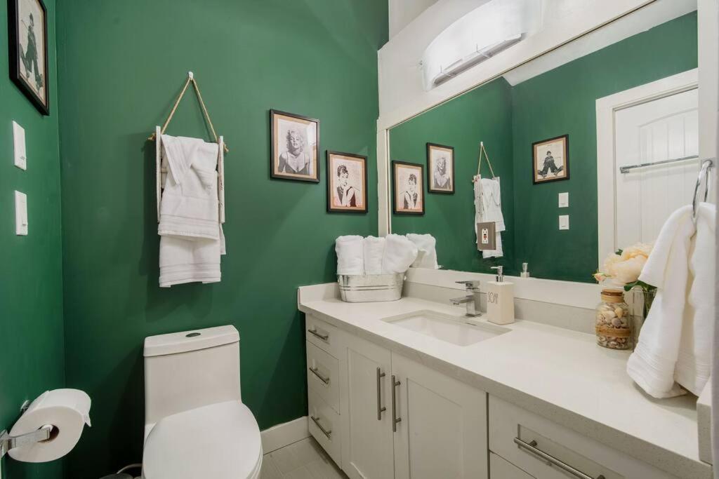 King Garden Suite/20 Mins To Dwntwn Vancouvr/Petok Норт-Ванкувер Екстер'єр фото
